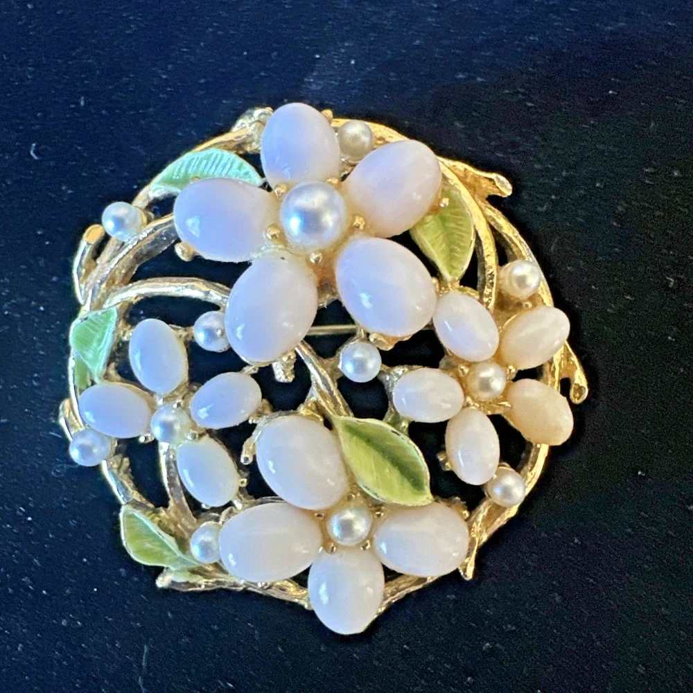 Vtg ART brooch‎ faux pearl pink flower green enamel Arthur Pepper 1960s EUC